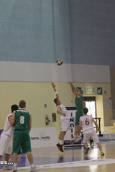 110919 basket 187_tn.jpg